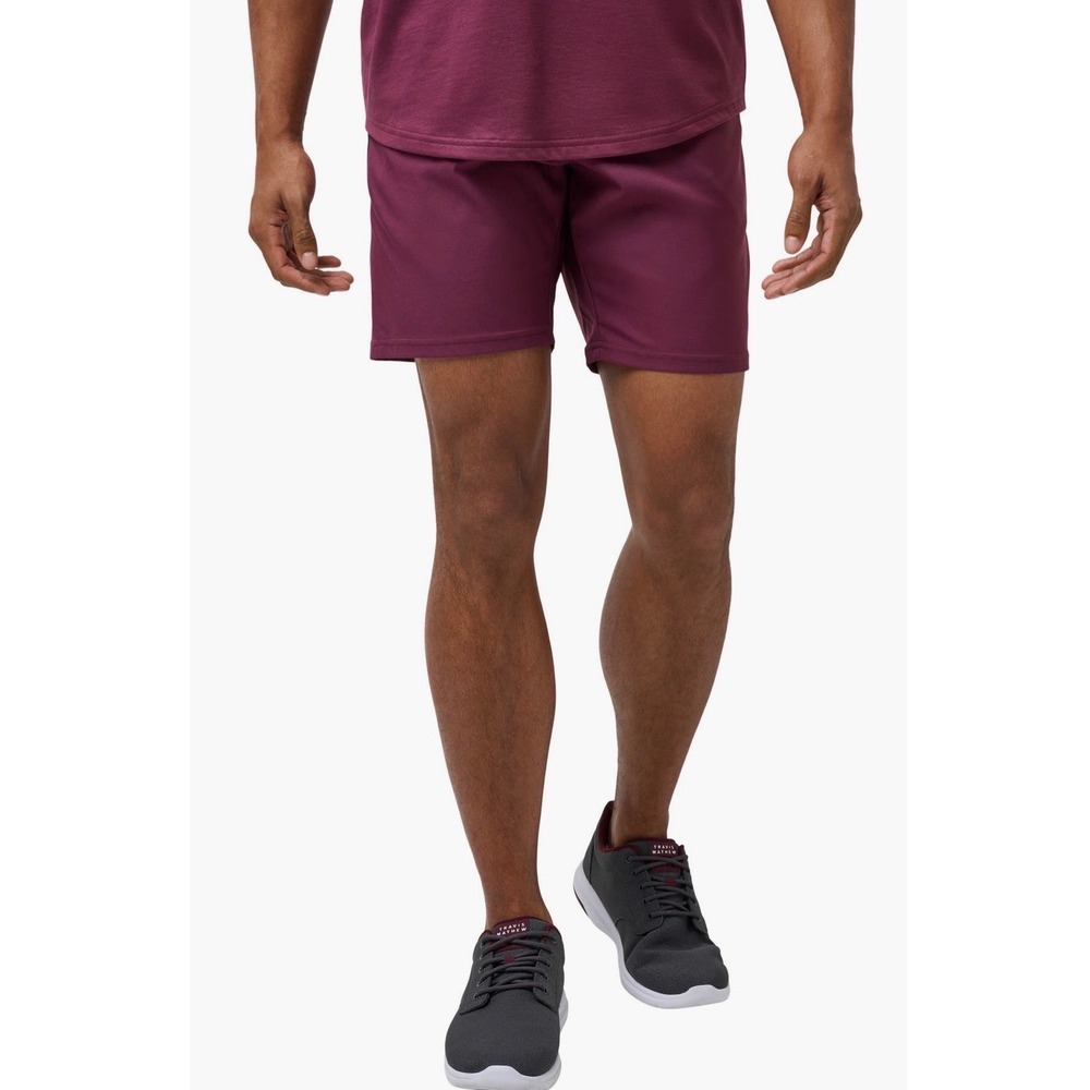 TravisMathew x Reggie Bush Mens Golf Shorts Sport Mode Burgundy Size 42 NWT